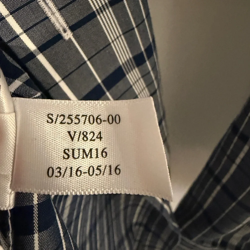 Banana Republic Men's Navy Plaid Non-Iron Shirt